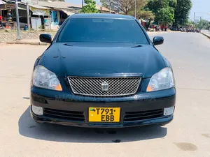 Toyota Crown Royale 2005 Black