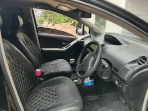 Toyota Vitz 2005 Black