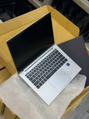 New Laptop HP EliteBook 840 G9 16GB Intel Core i7 SSD 512GB