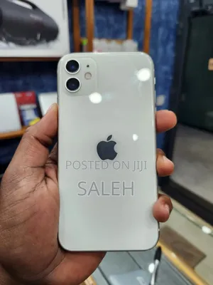 New Apple iPhone 11 128 GB White