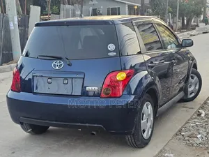 Toyota IST 2003 Black