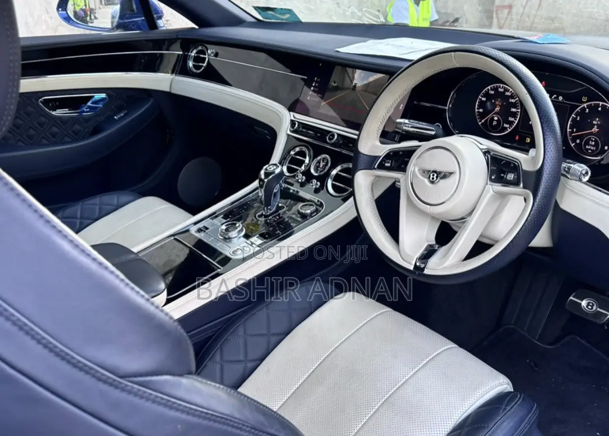 Bentley Continental 2020 Blue