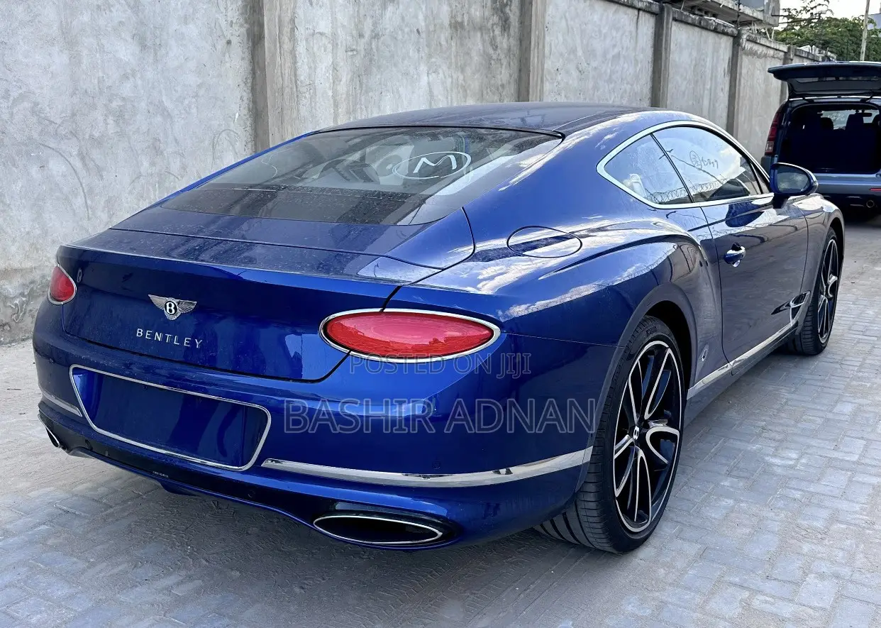 Bentley Continental 2020 Blue