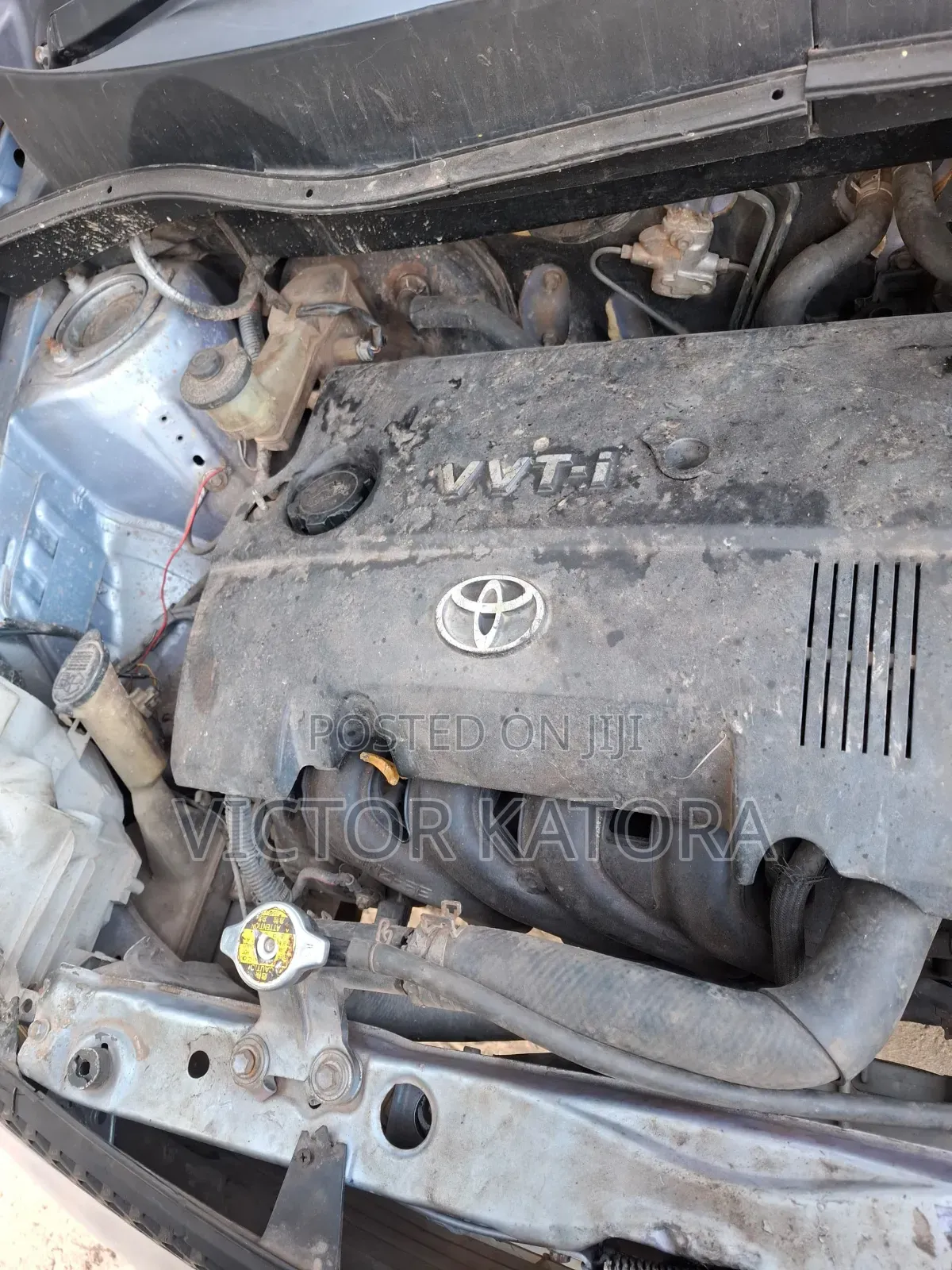 Toyota Sienta 2003