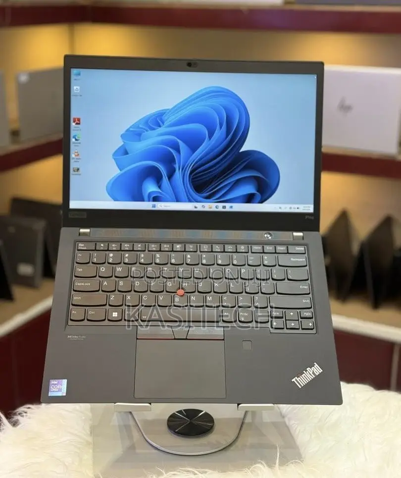 Laptop Lenovo ThinkPad P14s 48GB Intel Core i7 SSD 1T