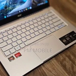 Laptop Acer Swift Go 14 16GB Intel Core Ultra 7 SSD 1T