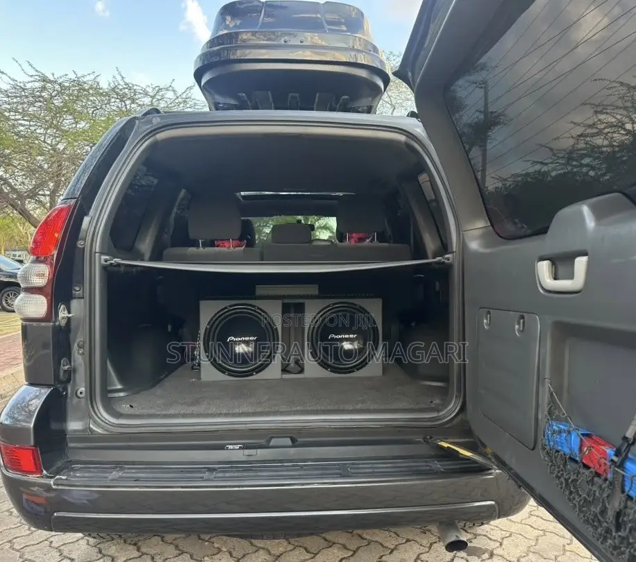 Toyota Land Cruiser Prado 2006 Gray