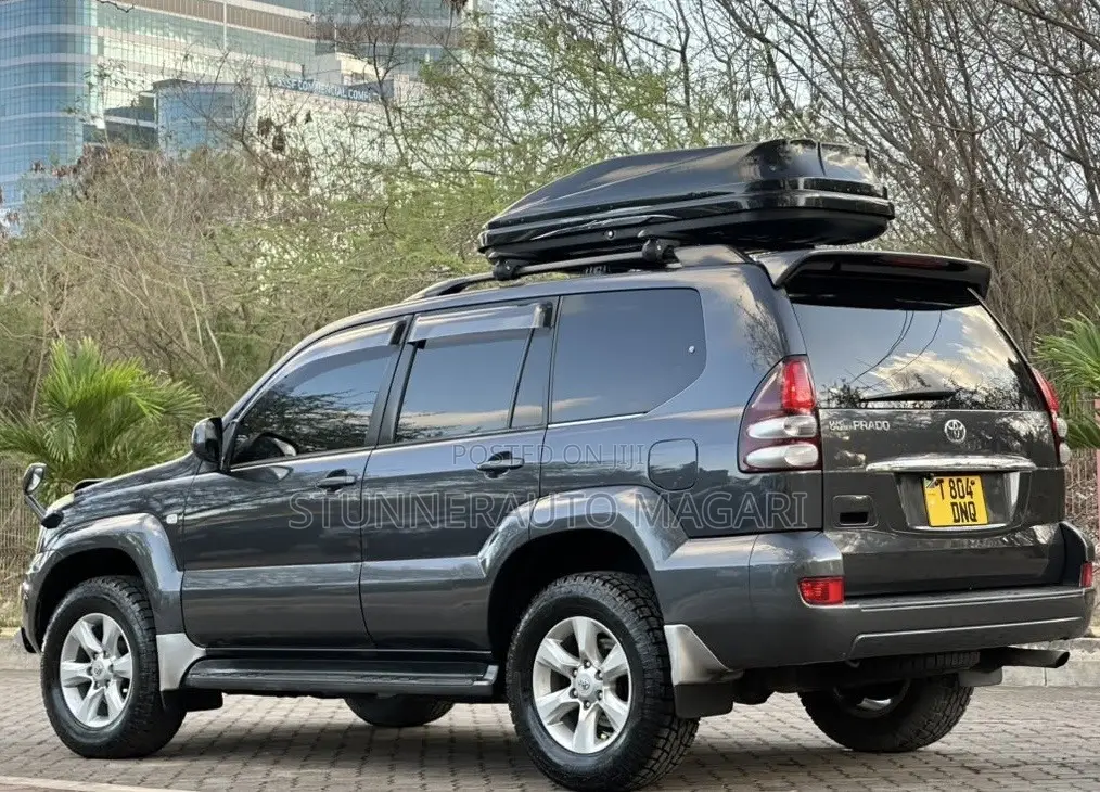 Toyota Land Cruiser Prado 2006 Gray