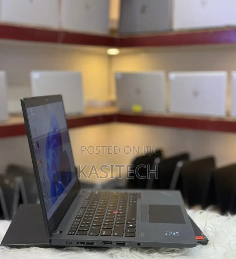 New Laptop Lenovo ThinkPad X1 Carbon 16GB Intel Core i7 SSD 256GB
