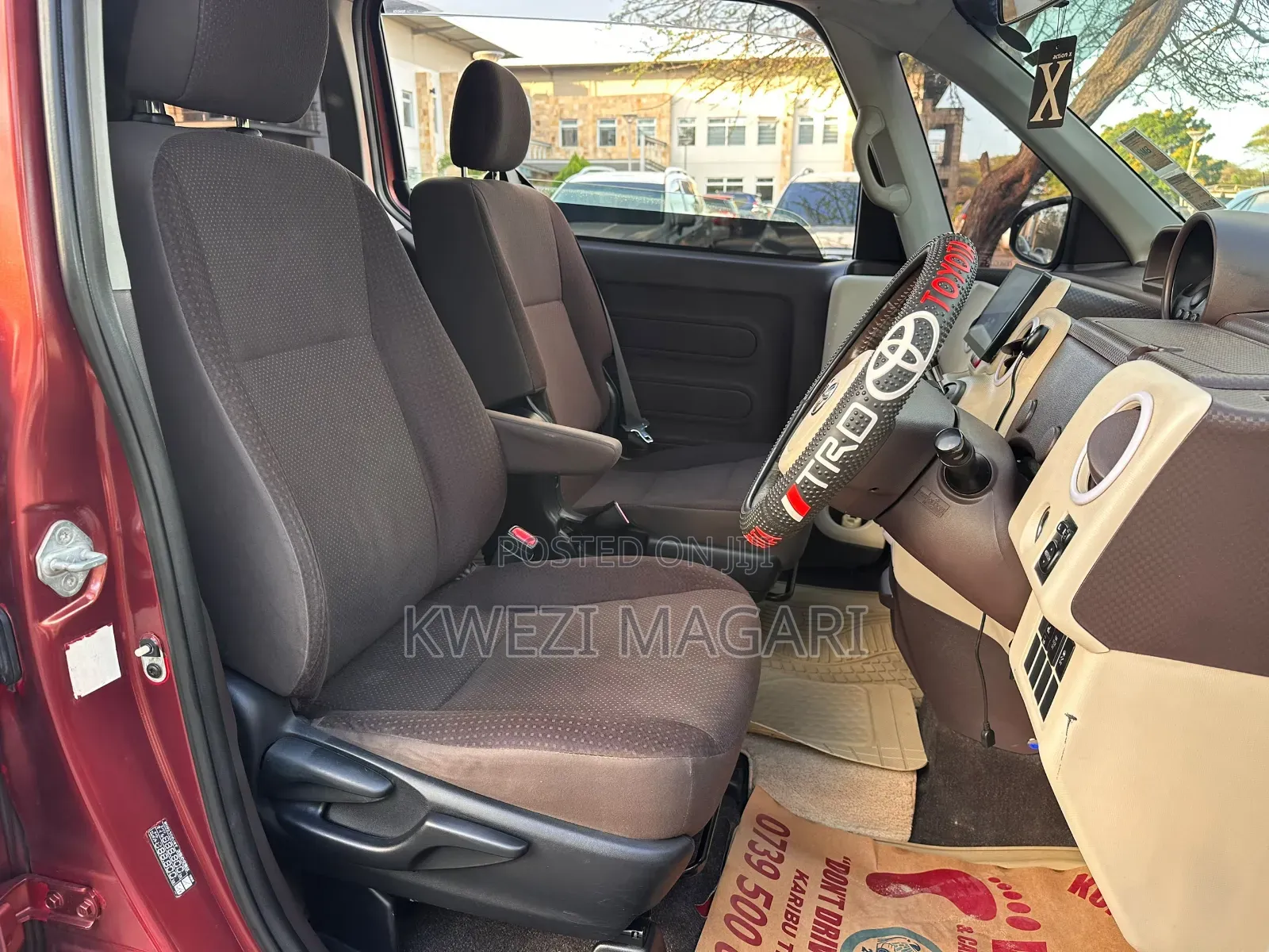 Toyota Spade 2013 Maroon
