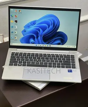 New Laptop HP EliteBook 840 G8 16GB Intel Core i7 SSD 512GB