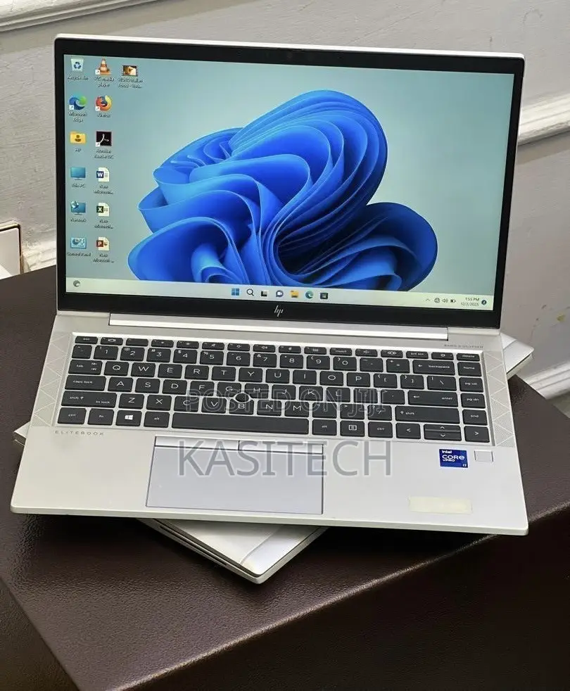 New Laptop HP EliteBook 840 G8 16GB Intel Core i7 SSD 512GB
