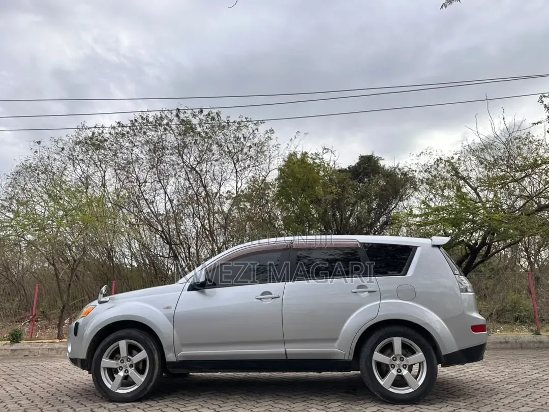 Mitsubishi Outlander 2008 Silver