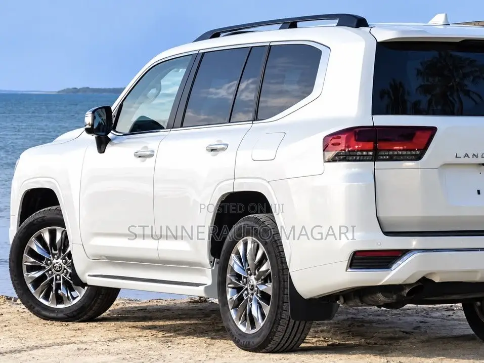 New Toyota Land Cruiser 2025 White
