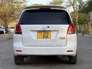 Toyota Corolla Spacio 2005 White