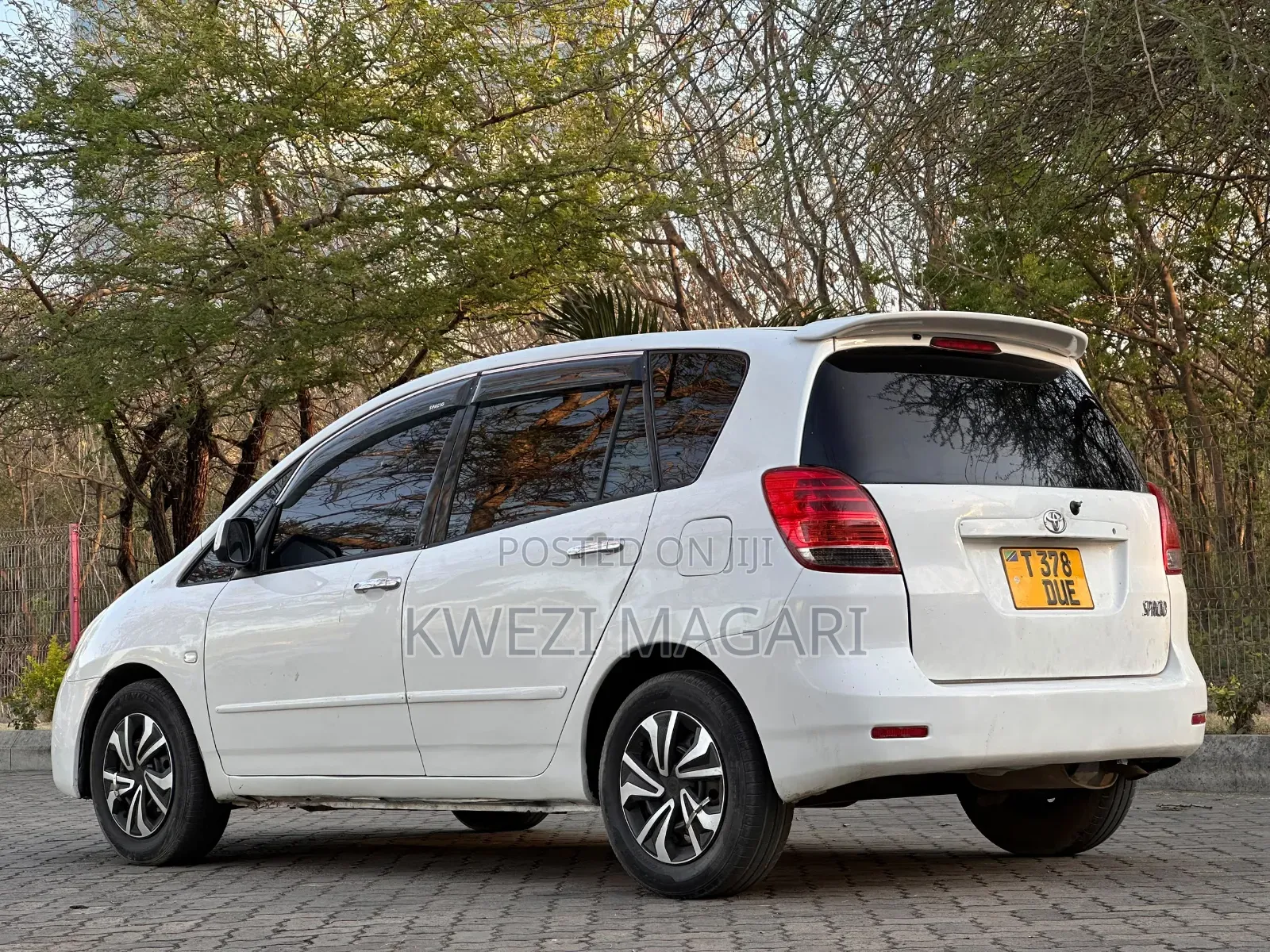 Toyota Corolla Spacio 2005 White