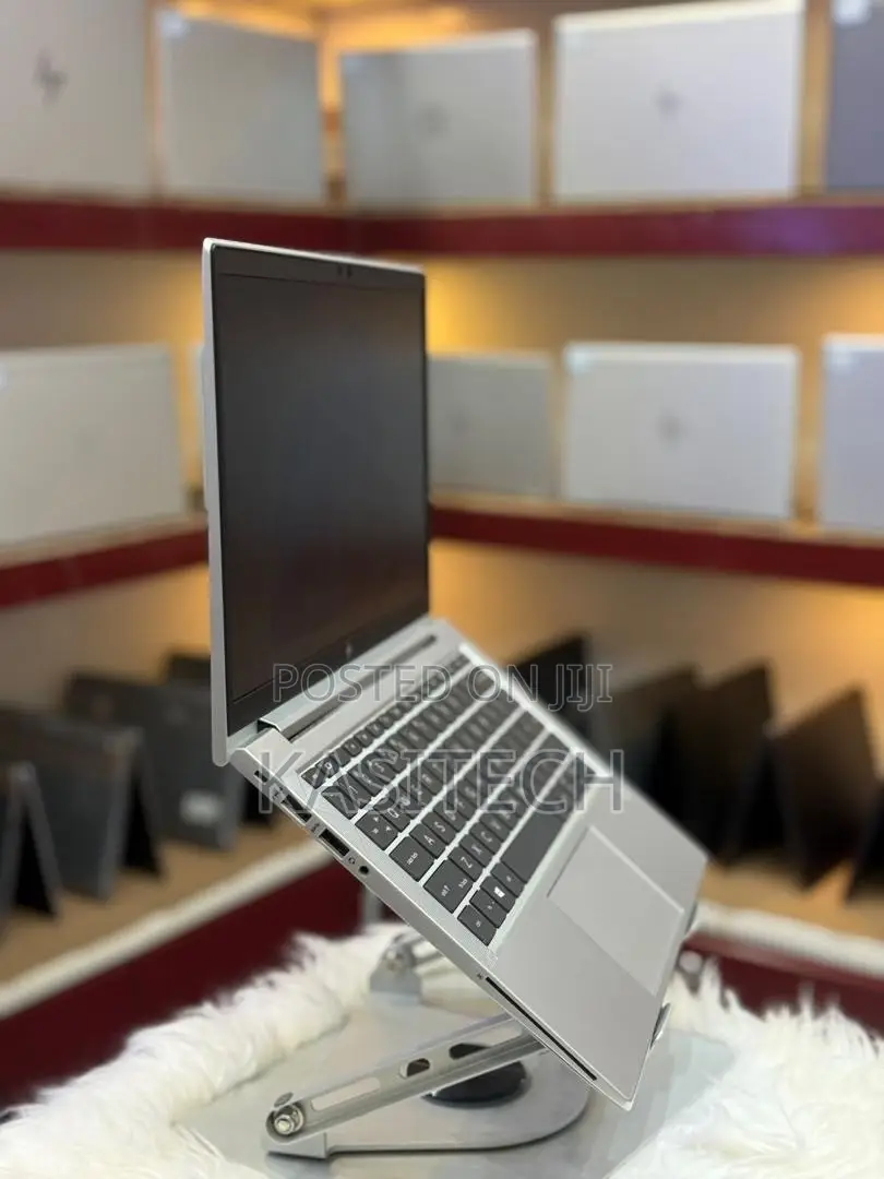 New Laptop HP EliteBook 840 G7 16GB Intel Core i7 SSD 256GB