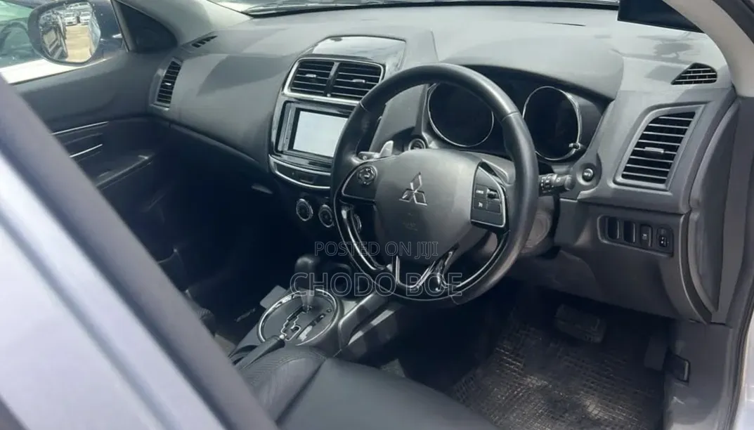 Mitsubishi RVR 2017 Silver