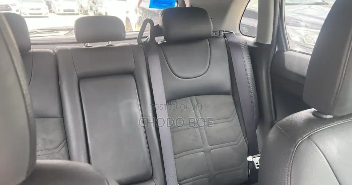 Mitsubishi RVR 2017 Silver