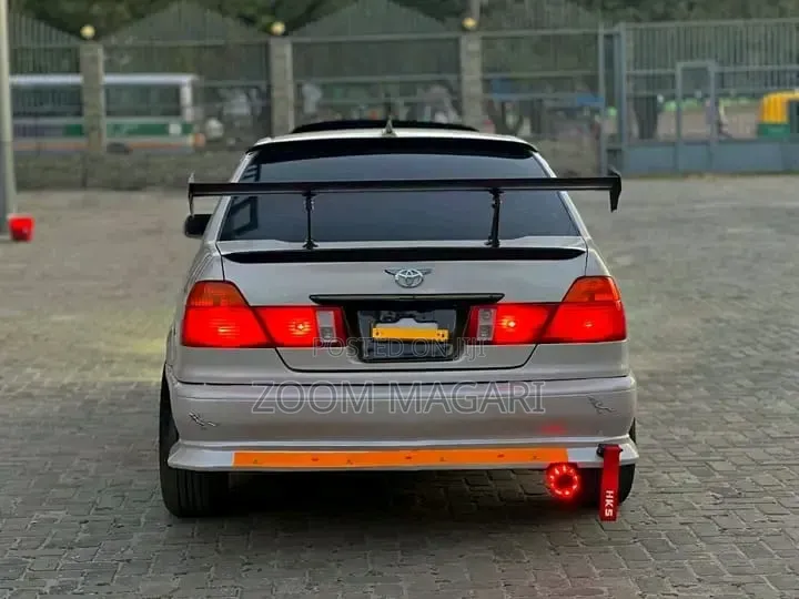 Toyota Sprinter 2000 Silver