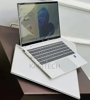New Laptop HP EliteBook 1040 G8 16GB Intel Core i7 SSD 512GB