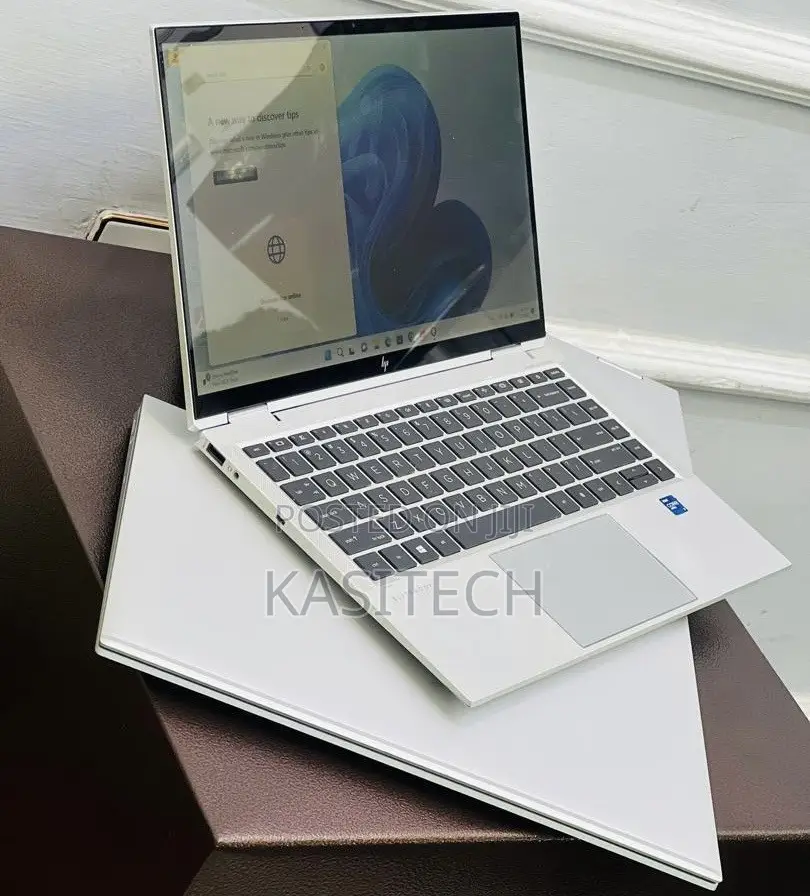 New Laptop HP EliteBook 1040 G8 16GB Intel Core i7 SSD 512GB