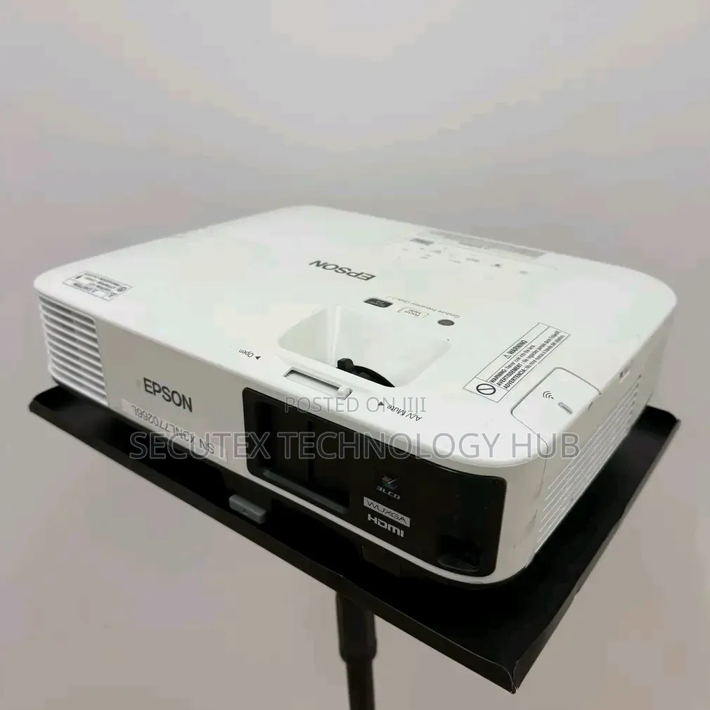 Epson EB-2250U WUXGA 5,000 Lumens Projector