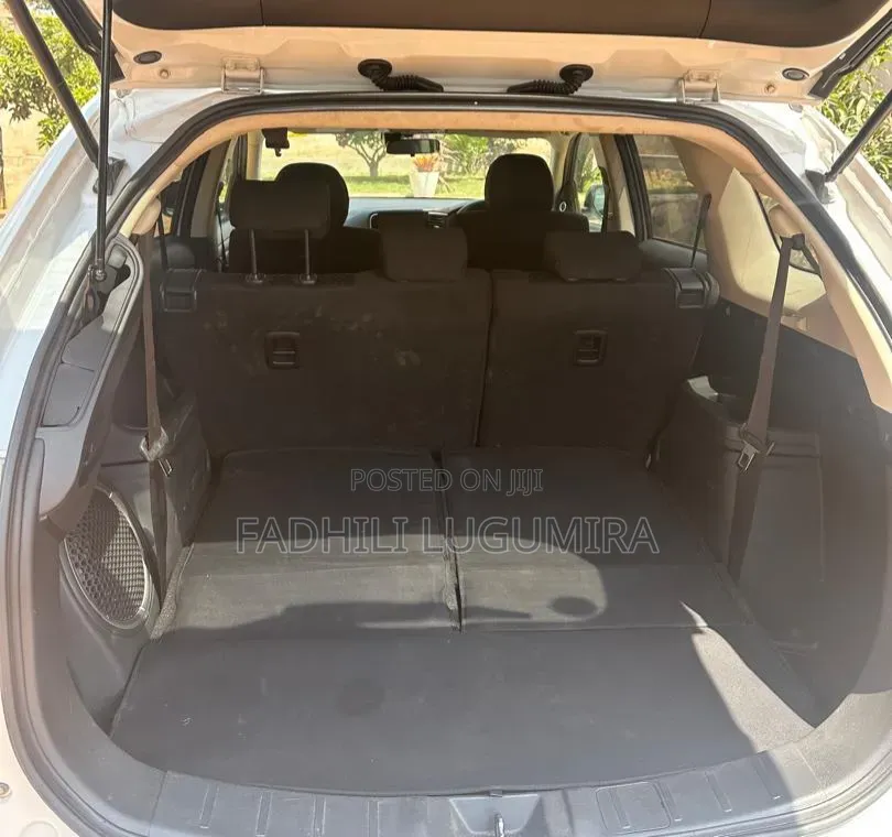 Mitsubishi Outlander 2014 White