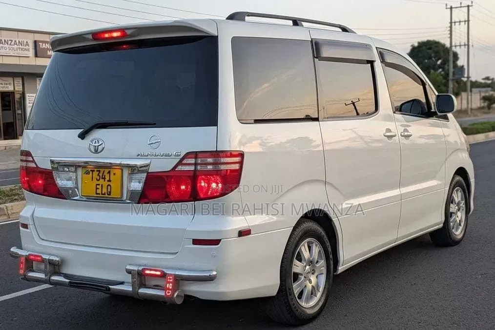 Toyota Alphard 2008 White