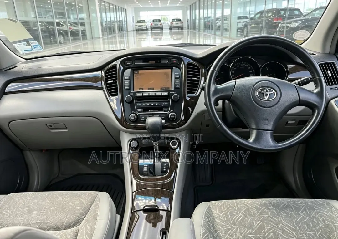 Toyota Kluger 2003 Green