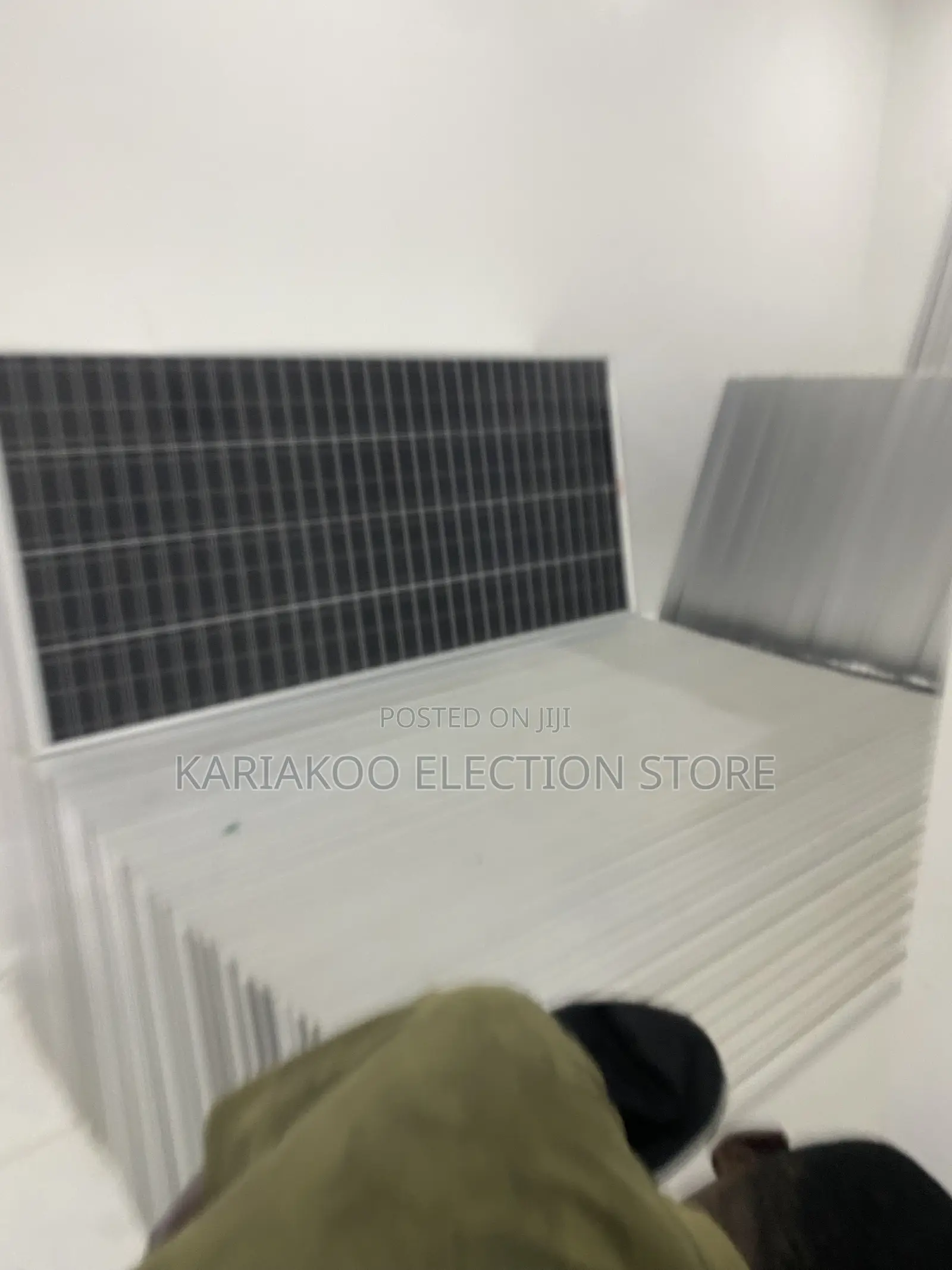 Hz Solar Panel