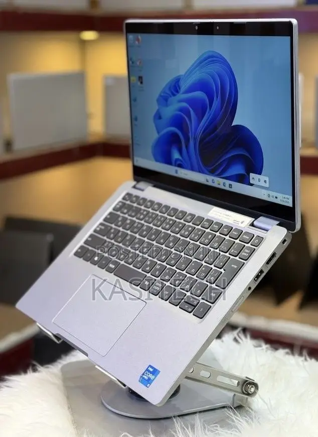 New Laptop Dell Latitude 5320 16GB Intel Core i5 SSD 512GB