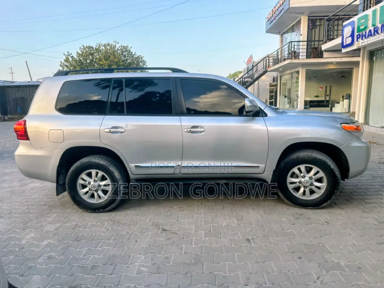 Toyota Land Cruiser 4.5 V8 DLX 2015 Silver