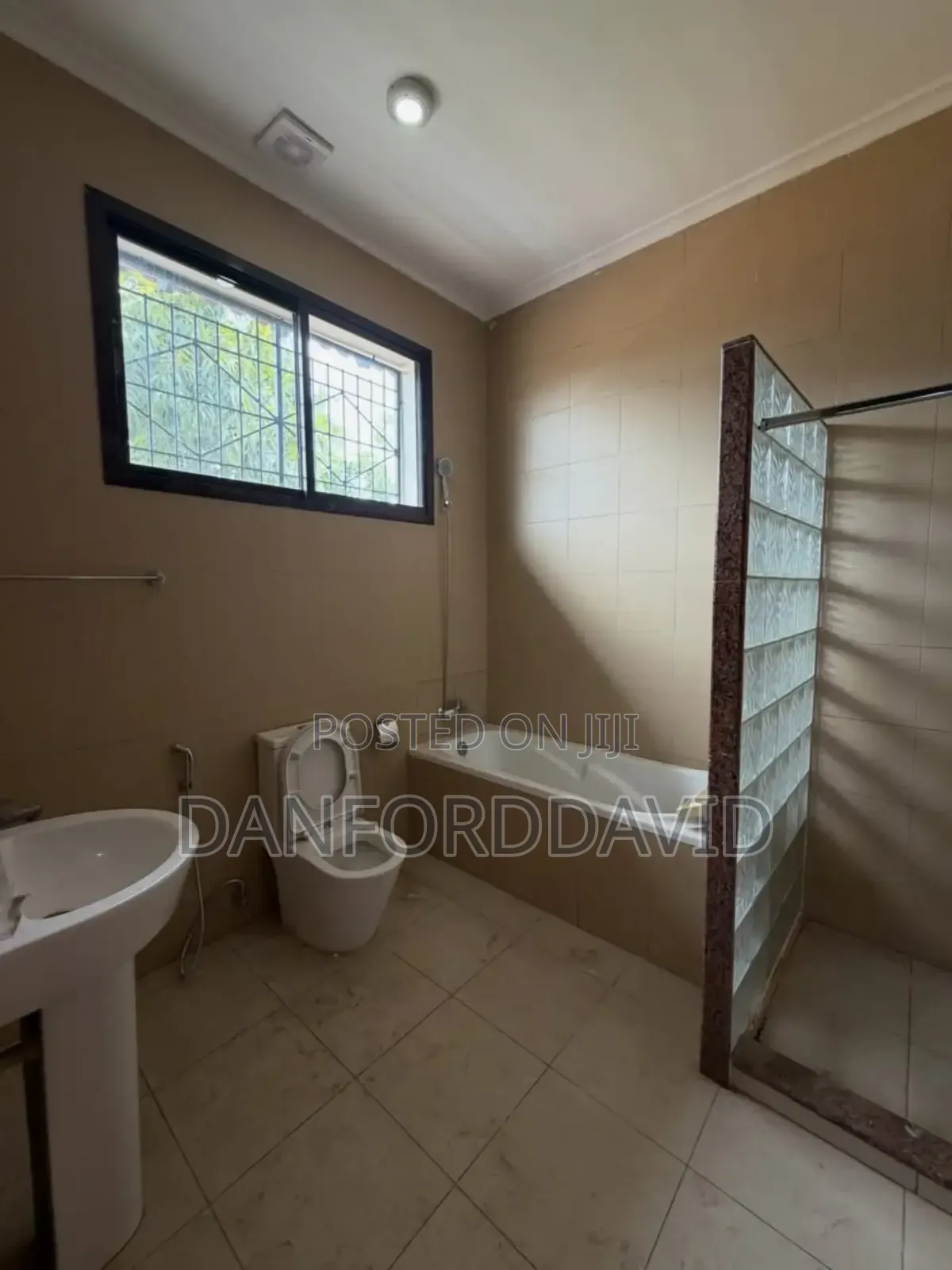 6bdrm House in Kahwa Real Estate, Masaki for rent