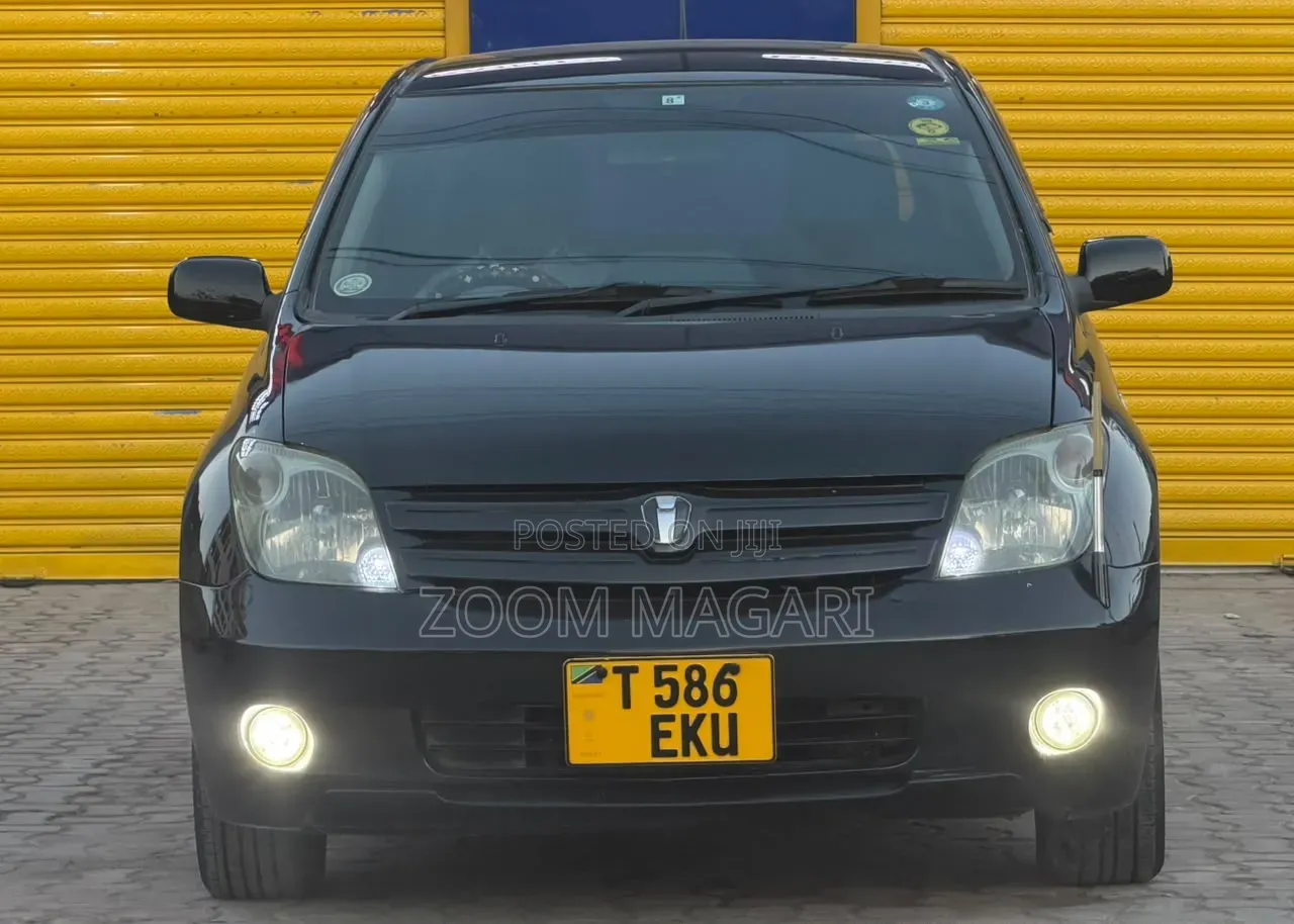 Toyota IST 2006 Black