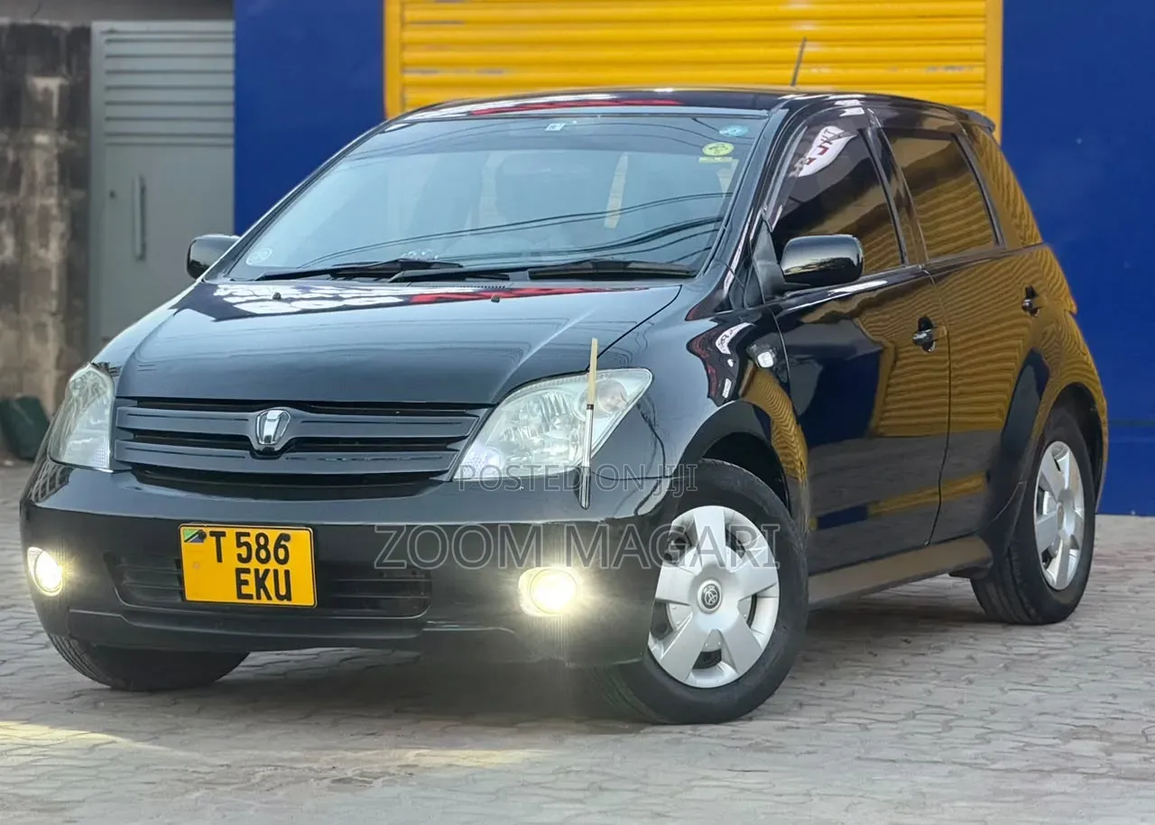 Toyota IST 2006 Black