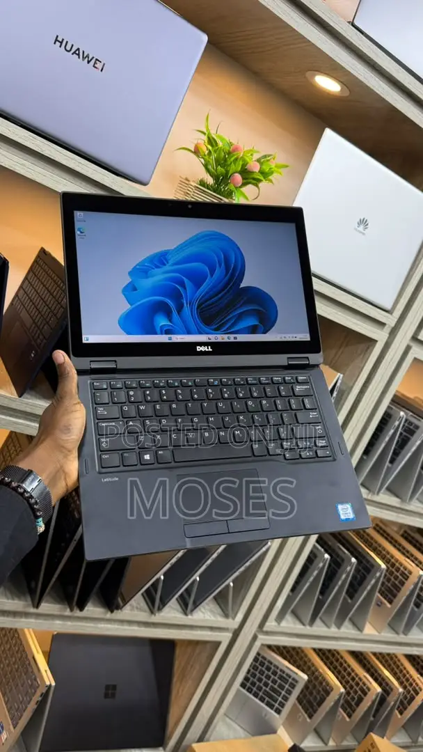 Laptop Dell Latitude 5290 2-in-1 4GB Intel Core i3 SSD 128GB