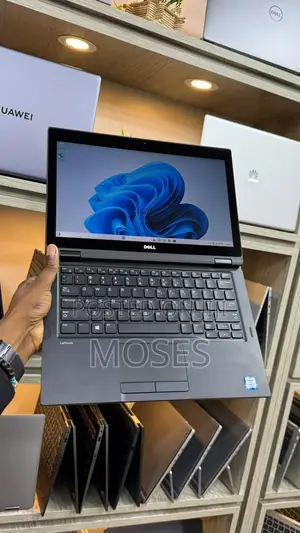 Laptop Dell Latitude 5290 2-in-1 4GB Intel Core i3 SSD 128GB