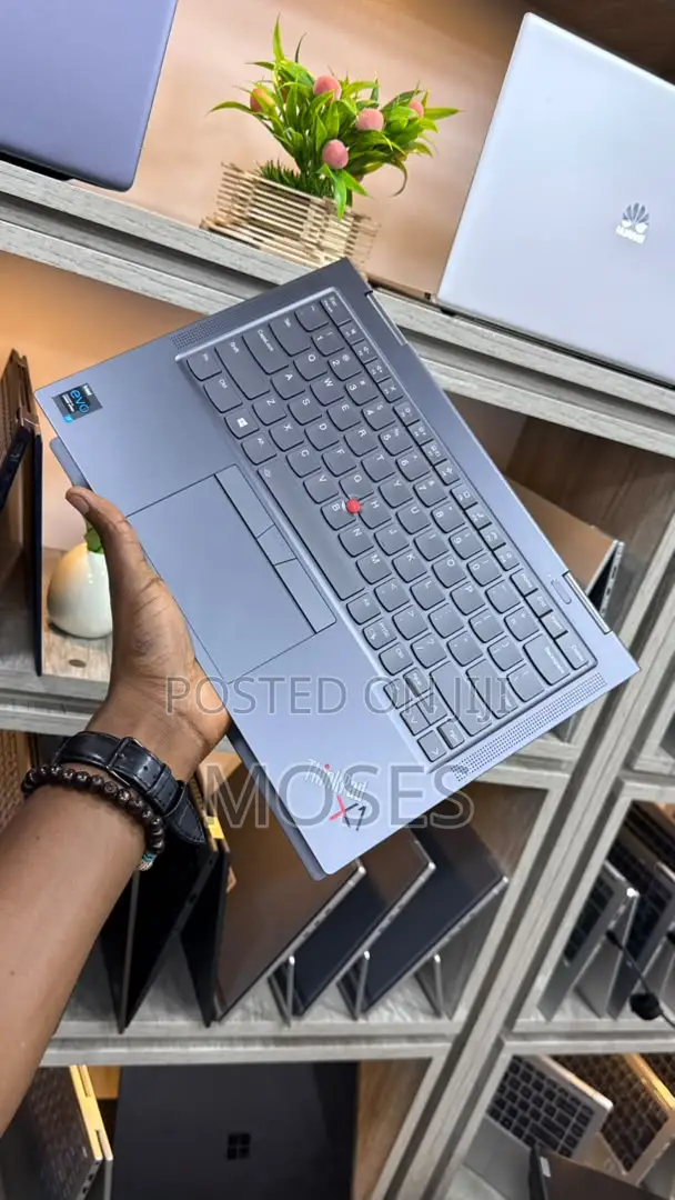 Laptop Lenovo ThinkPad X1 Yoga 32GB Intel Core i7 SSD 512GB