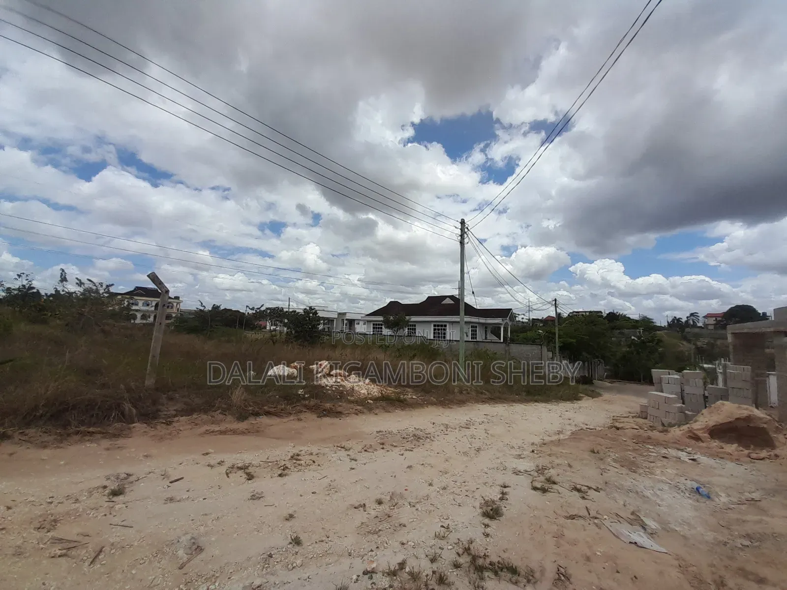 Kiwanja Kinauzwa Kigamboni Kibada Block 2