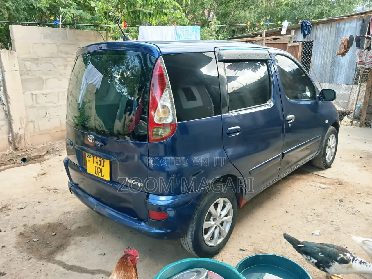 Toyota Fun Cargo 2003 Blue