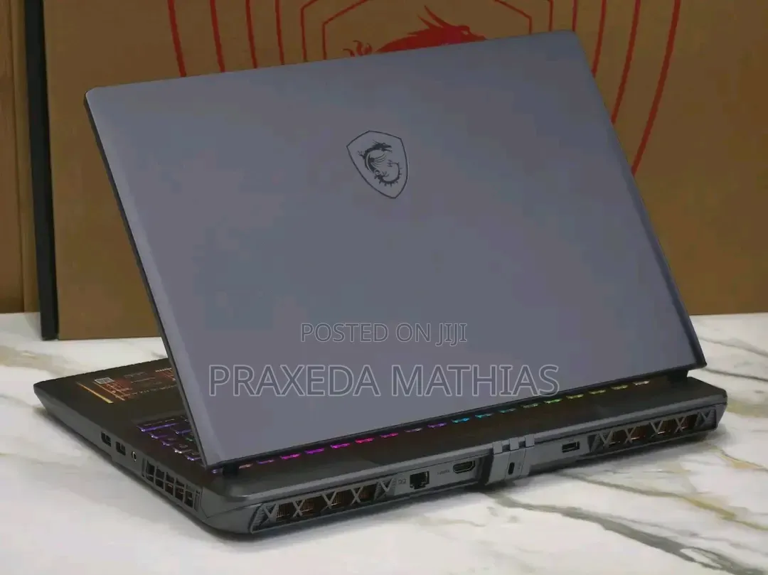 New Laptop MSI 32GB Intel Core Ultra 9 SSD 1T