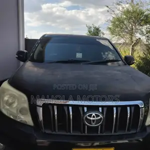 Toyota Land Cruiser Prado Kakadu 2018 Black