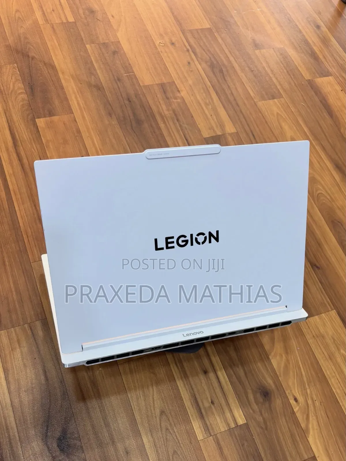 New Laptop Lenovo Legion 7 32GB Intel Core Ultra 9 SSD 1T