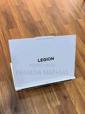 New Laptop Lenovo Legion 7 32GB Intel Core Ultra 9 SSD 1T