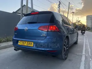Volkswagen Golf 2014 Blue