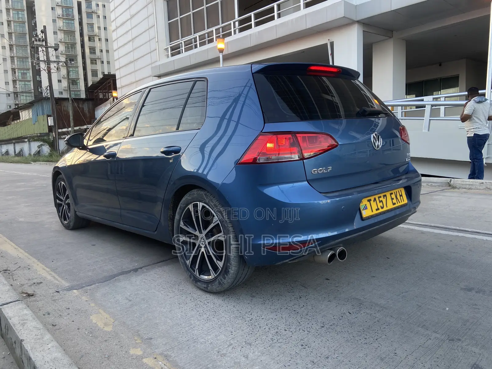 Volkswagen Golf 2014 Blue