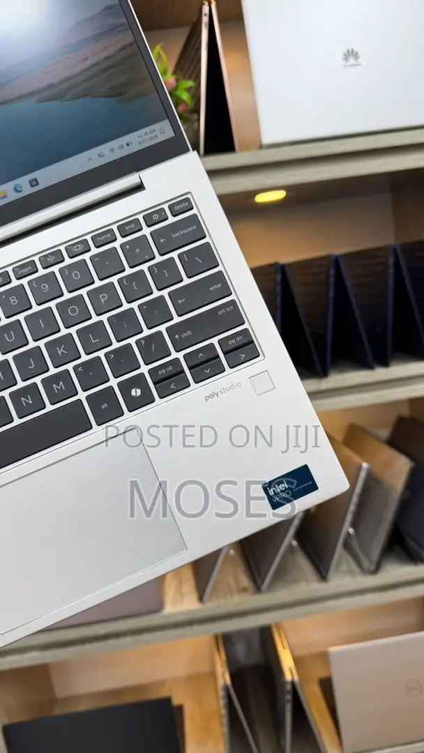 Laptop HP Elitebook 830 G11 16GB Intel Core Ultra 7 SSD 512GB