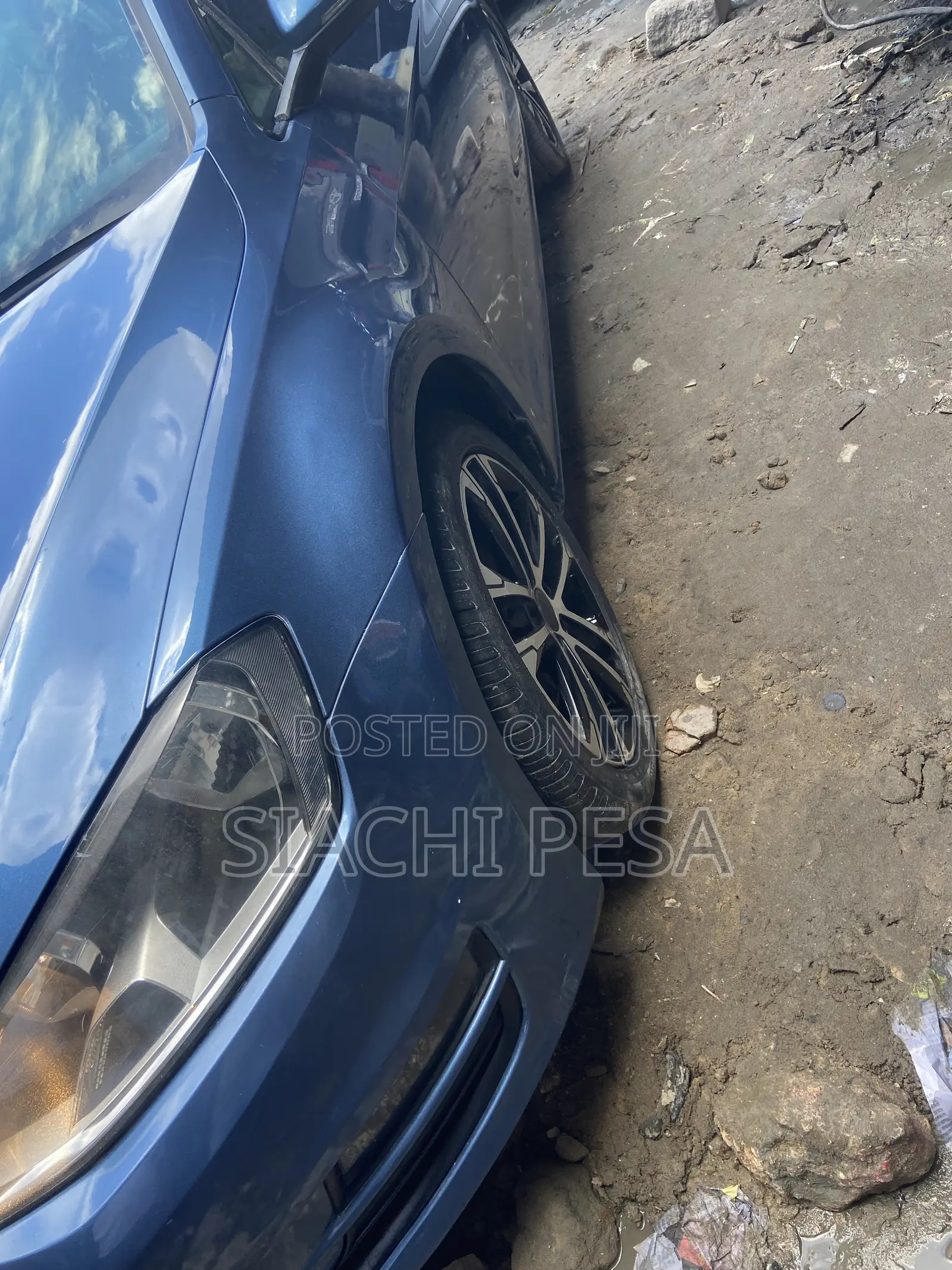 Volkswagen Golf 2014 Blue