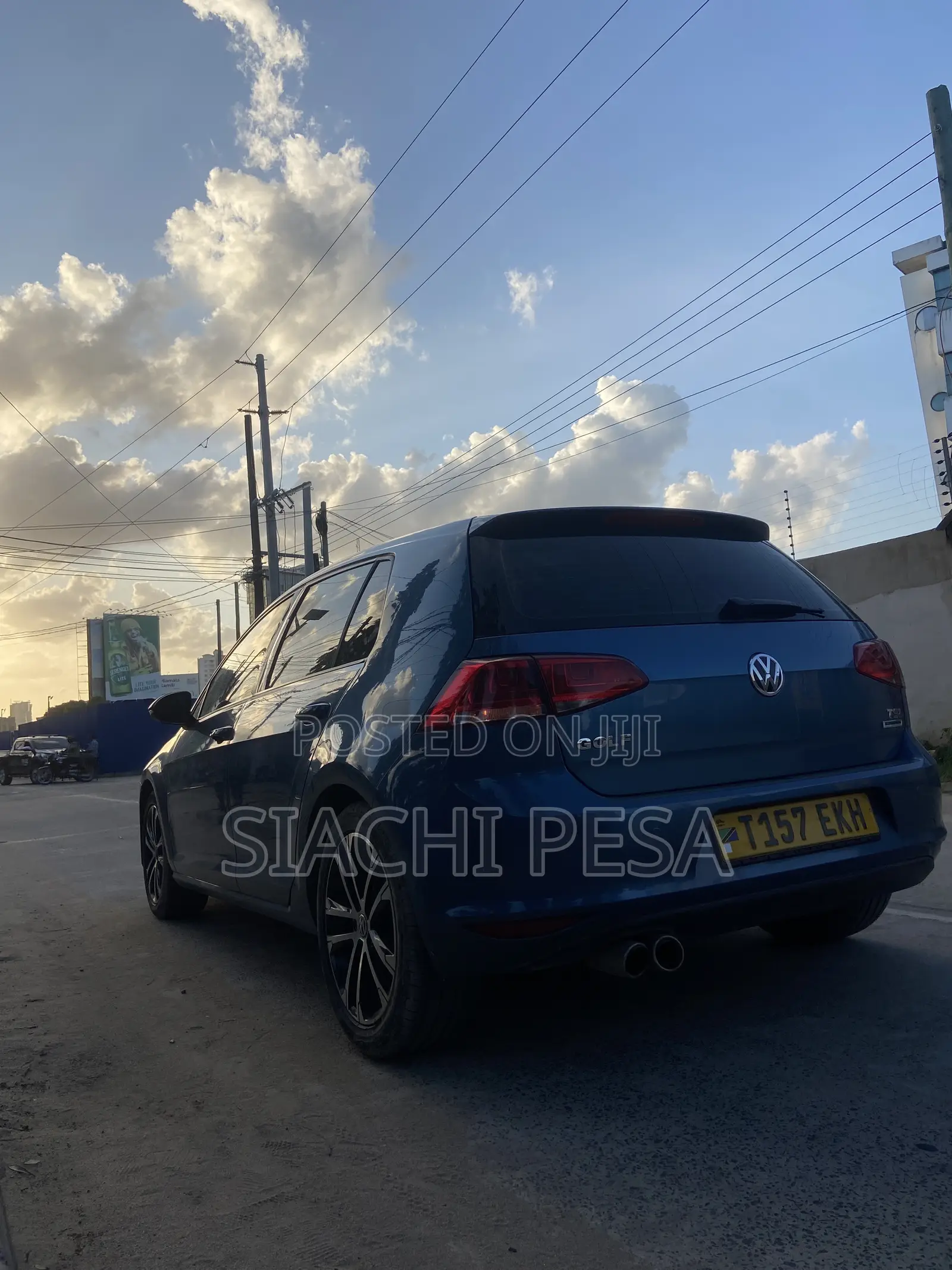 Volkswagen Golf 2014 Blue